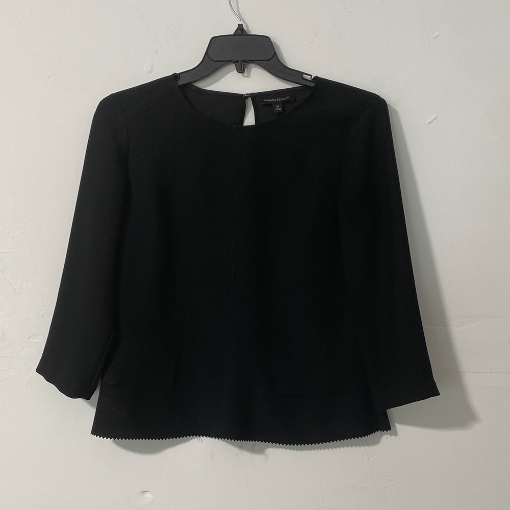 Banana Republic Women’s Black Top S M Preowned Excellent Condition Office Casual